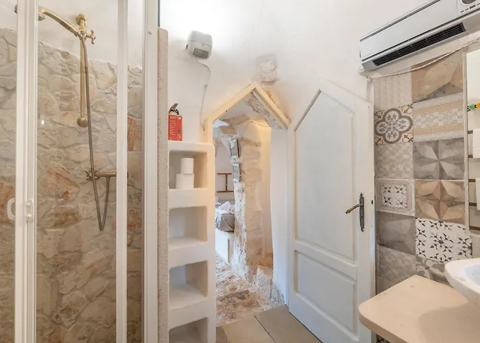 Trullo Bianco * Остуни