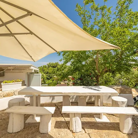 Trullo Bianco Ostuni