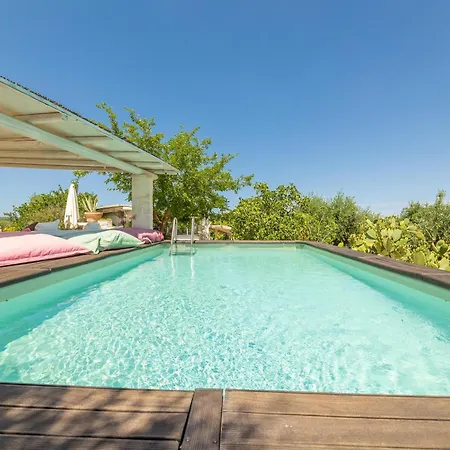 Trullo Bianco Villa Ostuni